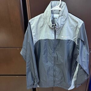 Columbia Two-Tone Gray Windbreaker w/ hood